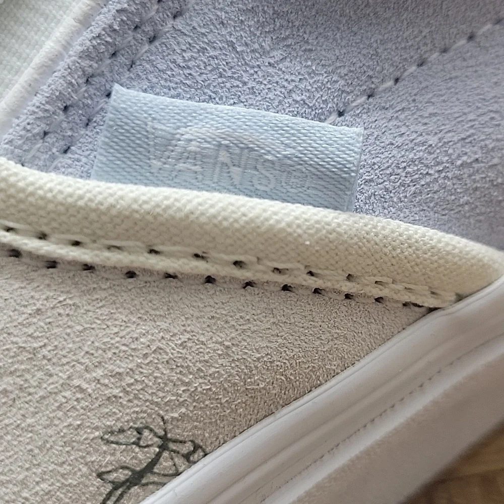 Van's Classic slip on Brand new. - Picture 6 of 12